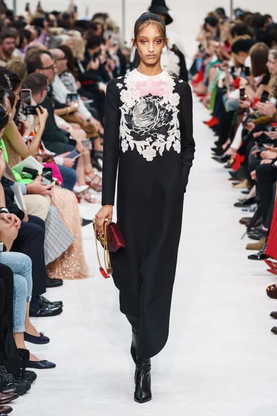 Look 39